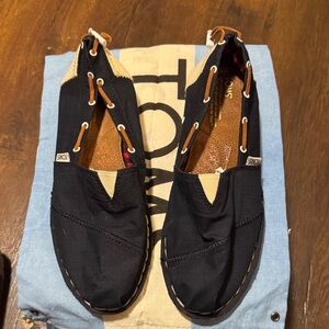 TOMS Navy and Tan Slip-On Shoes